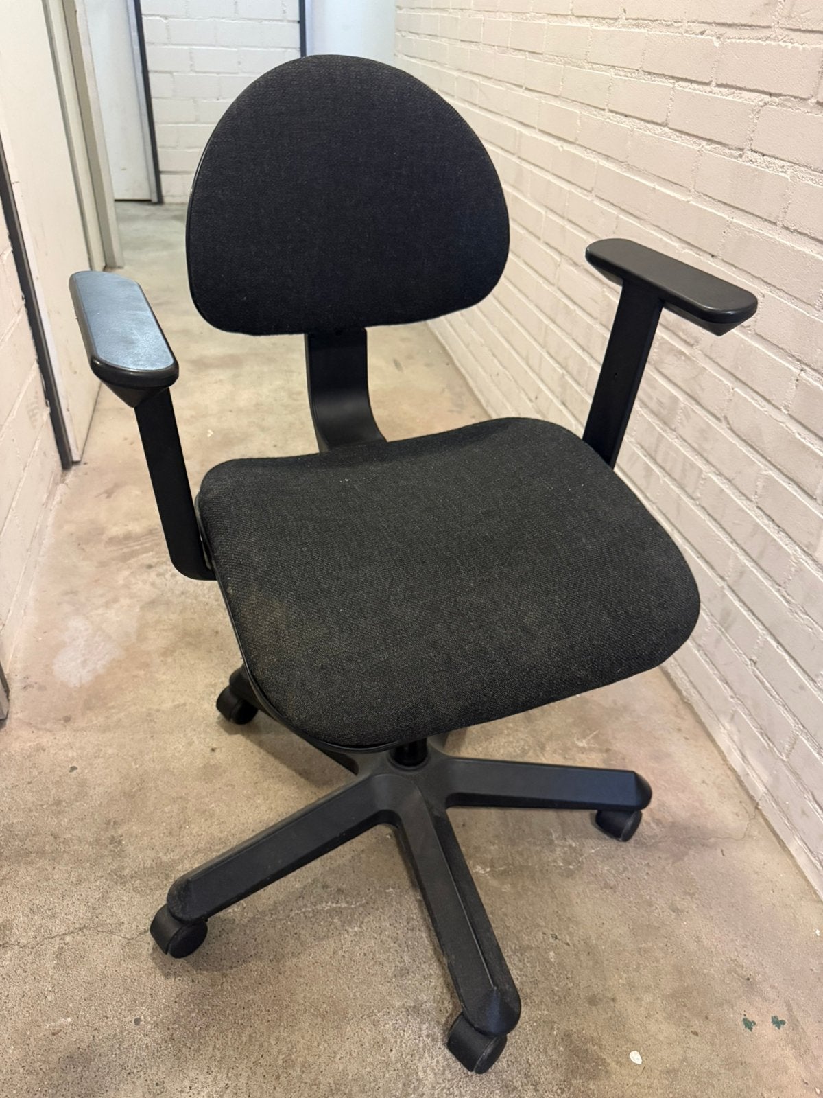 Bureaustoel, Ophalen, Ergonomisch, Zo goed als nieuw, Zwart