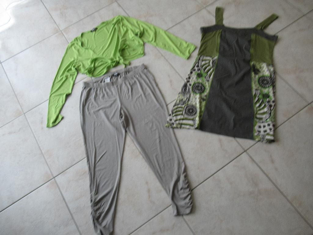 dames set maat 46, Ophalen of Verzenden, Zo goed als nieuw, Maat 46/48 (XL) of groter