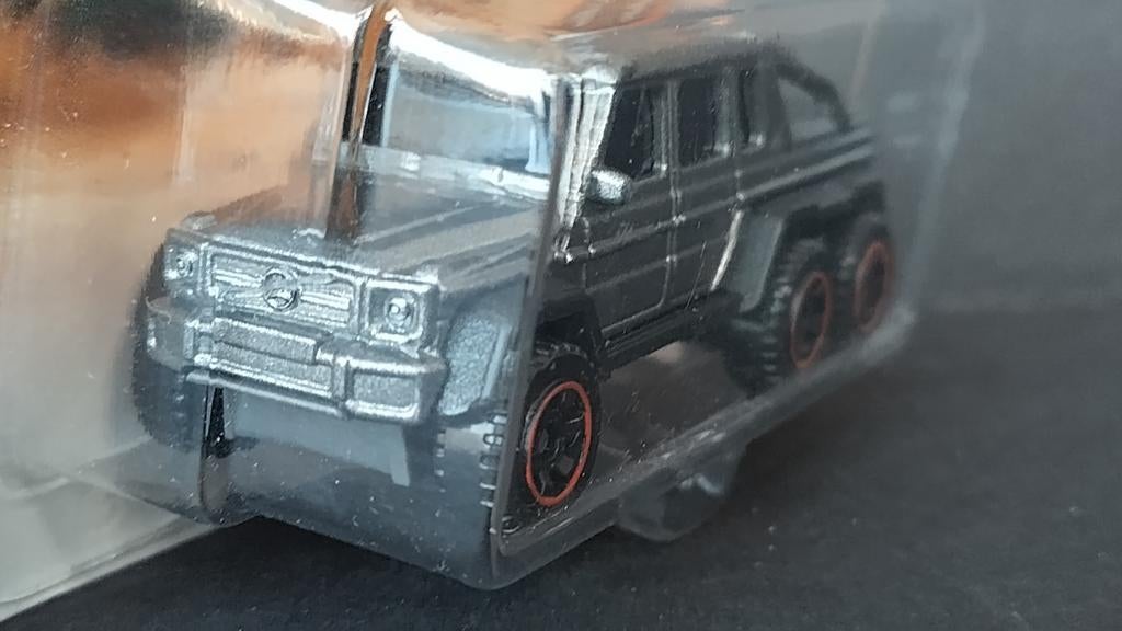 Mercedes Benz AMG 6x6 3inch Hotwheels Pol, Auto, Verzenden, Nieuw, Matchbox@mattel.com