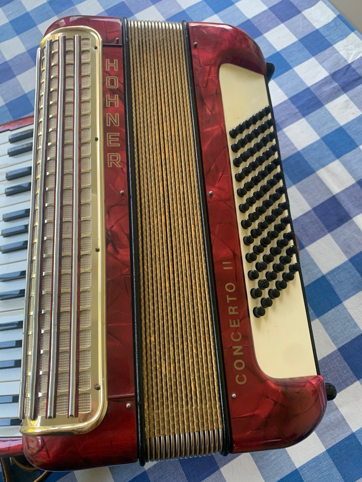 Hohner Concerto II Accordeon met koffer en riemen, Ophalen, Gebruikt, Overige formaten, Toetsaccordeon