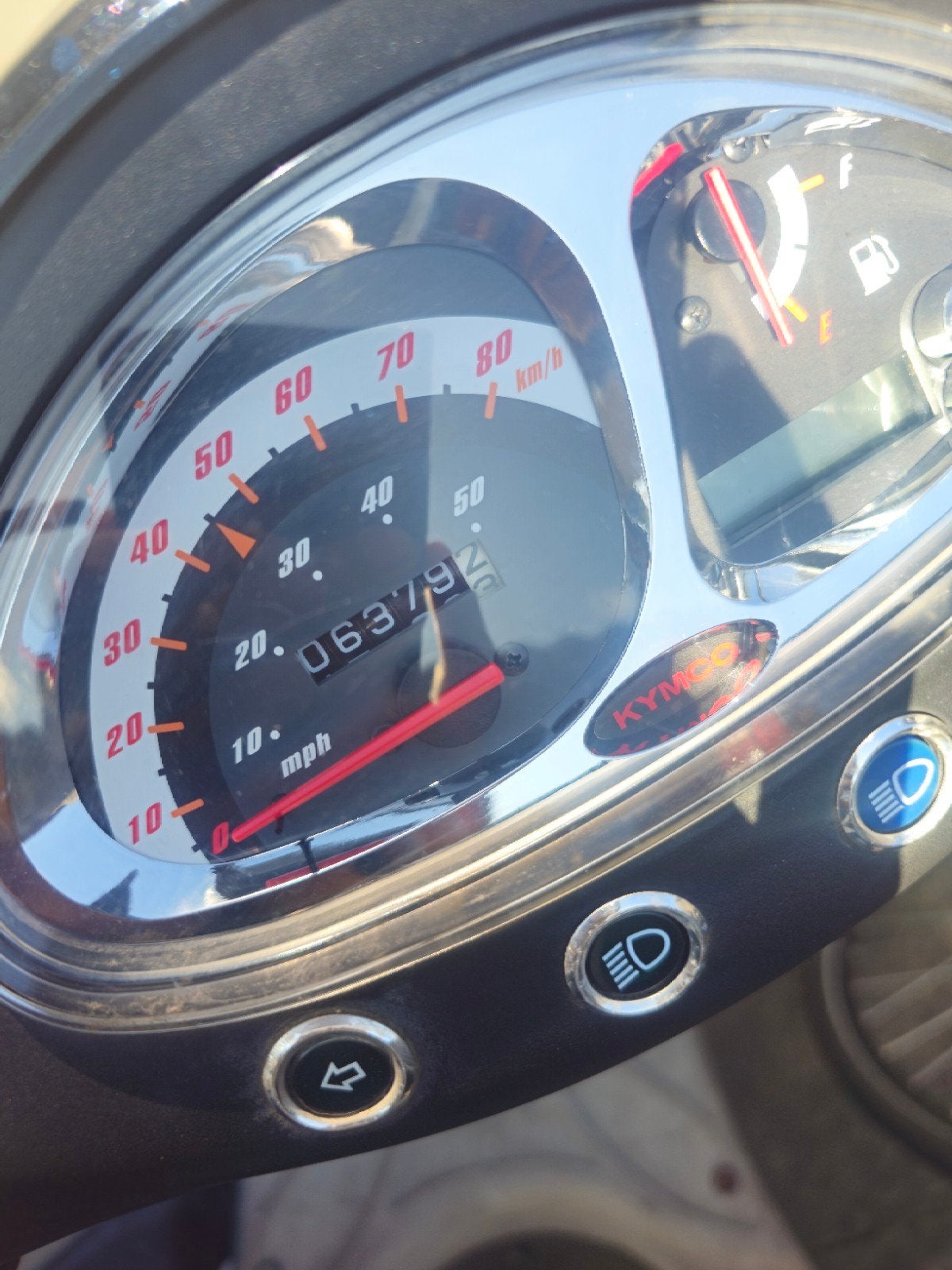 kymco agility 4t 2012 super lage km stand!!!, Ophalen, Maximaal 45 km/u, Zo goed als nieuw, 50 cc