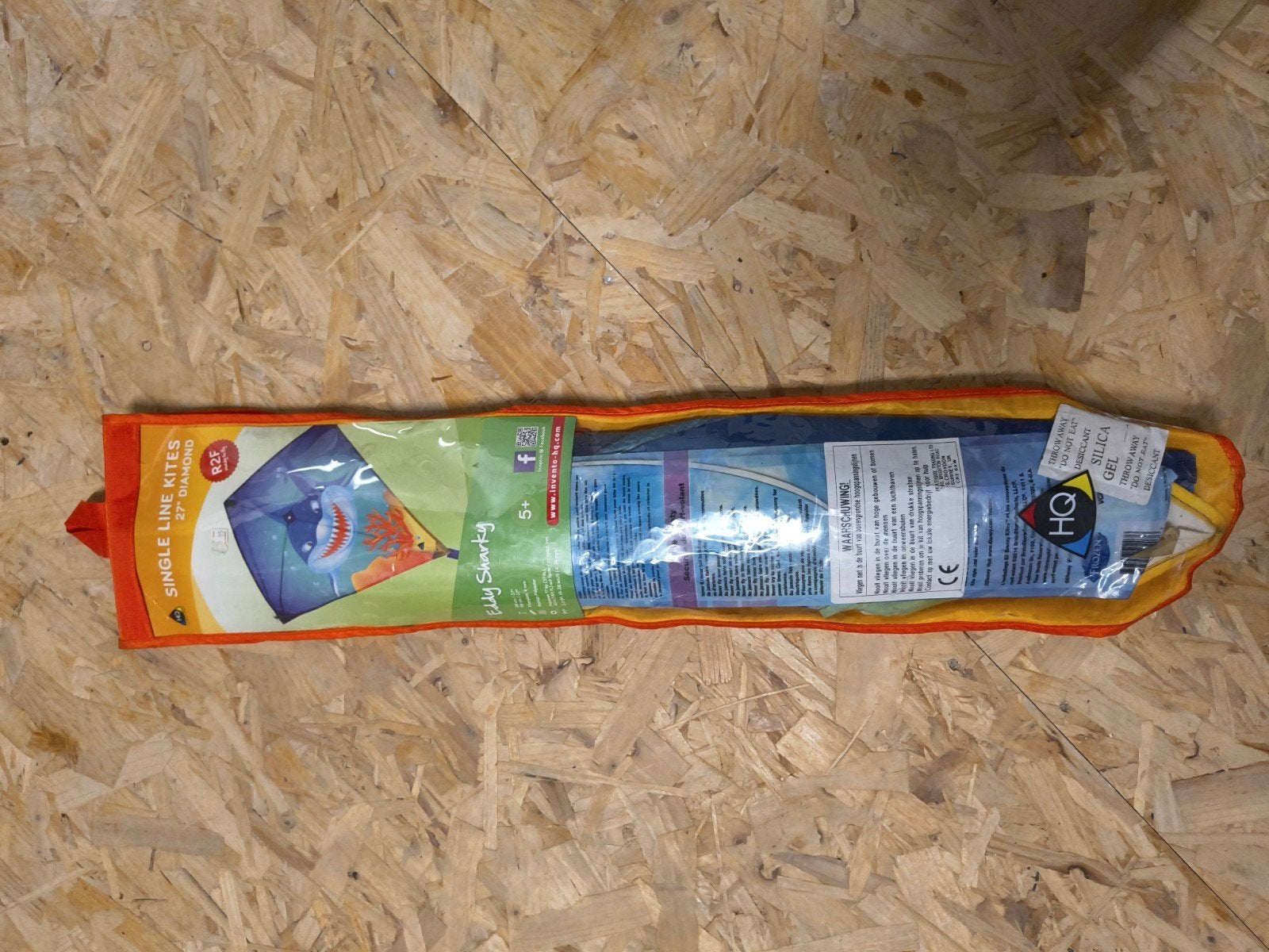 HQ Eenlijns Vlieger "Willy Sharky" - Nieuw in verpakking, Ophalen of Verzenden, Nieuw, Tweelijns