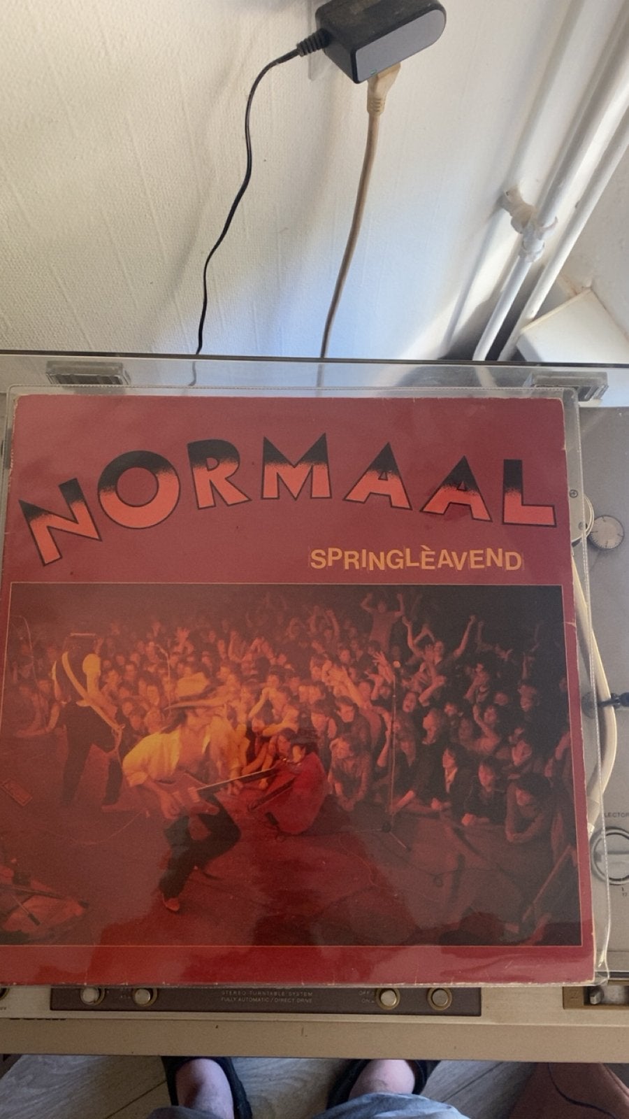Lp van normaal springleavend met handtekeningen van de band, Ophalen of Verzenden, Zo goed als nieuw, 12 inch