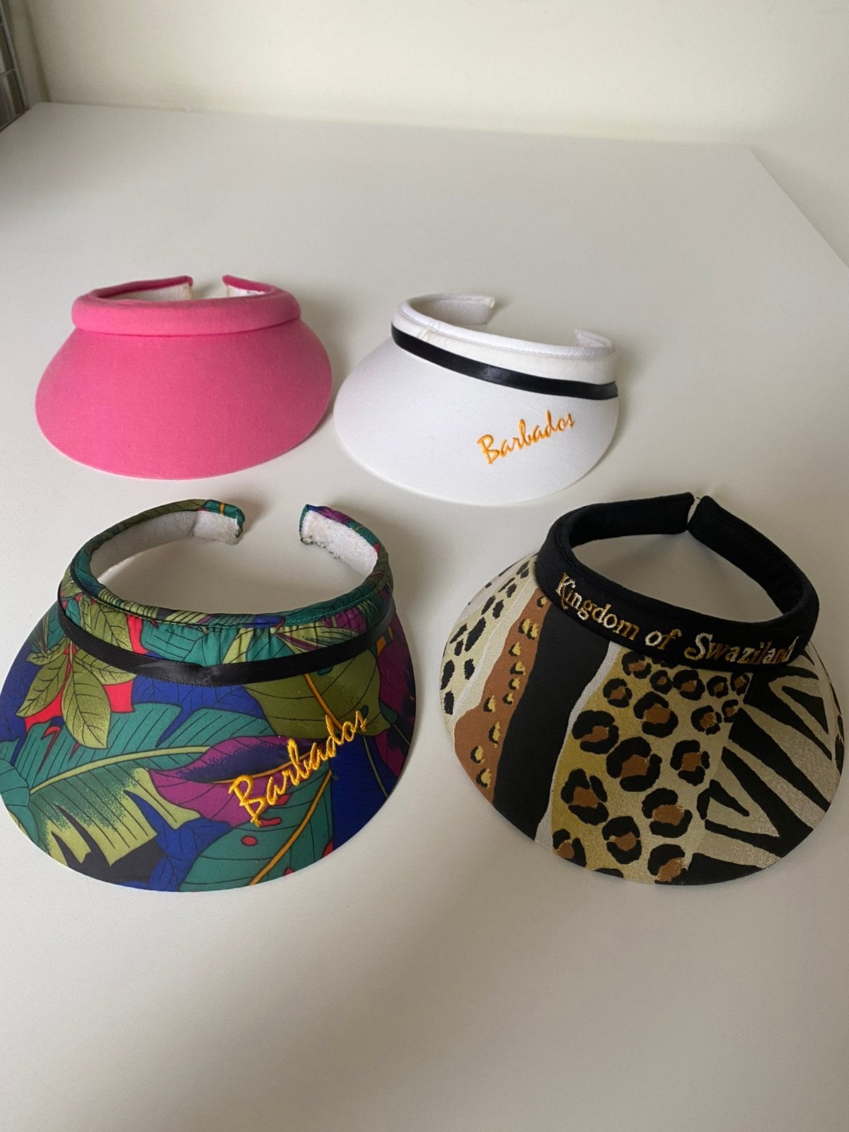 4 leuke verschillende zonneklep, zonnecap, zonnekleppen, Verzenden, Zo goed als nieuw, One size fits all