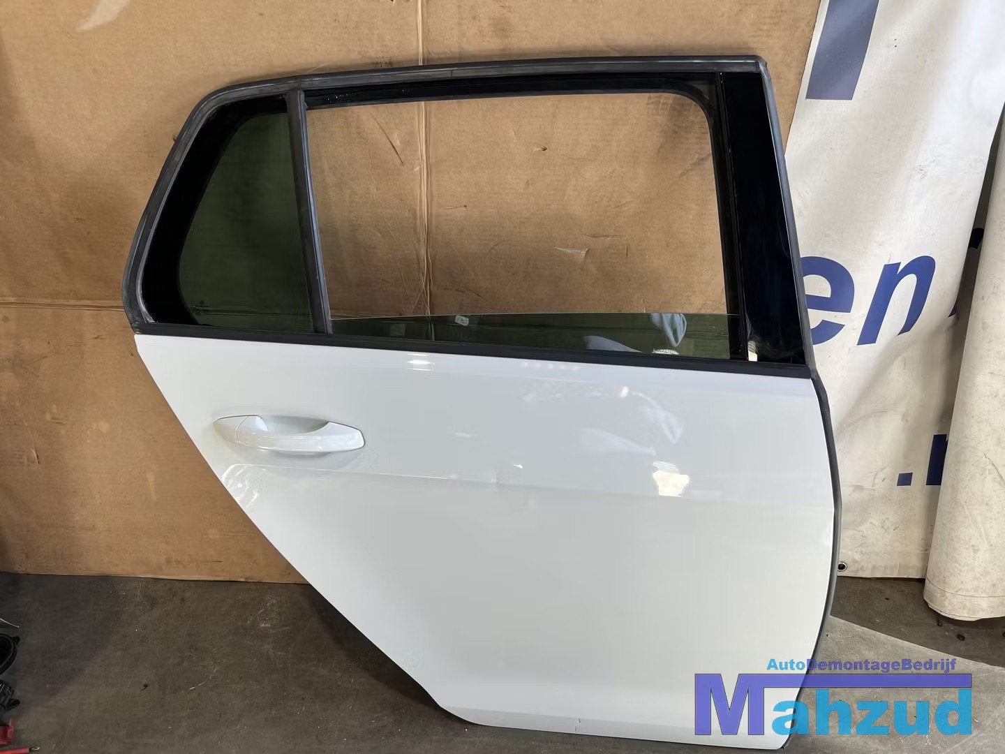 VW GOLF 7 hatchback Wit rechts achter deur portier 2013-2021, Gebruikt, Volkswagen AG, Achter, Berliner Ring 2
38440  Wolfsburg, DE