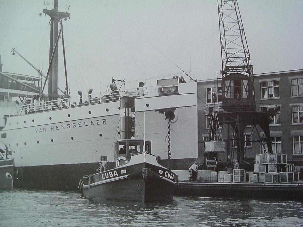 Onze mooiste koopvaardijschepen., Ophalen of Verzenden, A. Zuidhoek, 20e eeuw of later, Gelezen