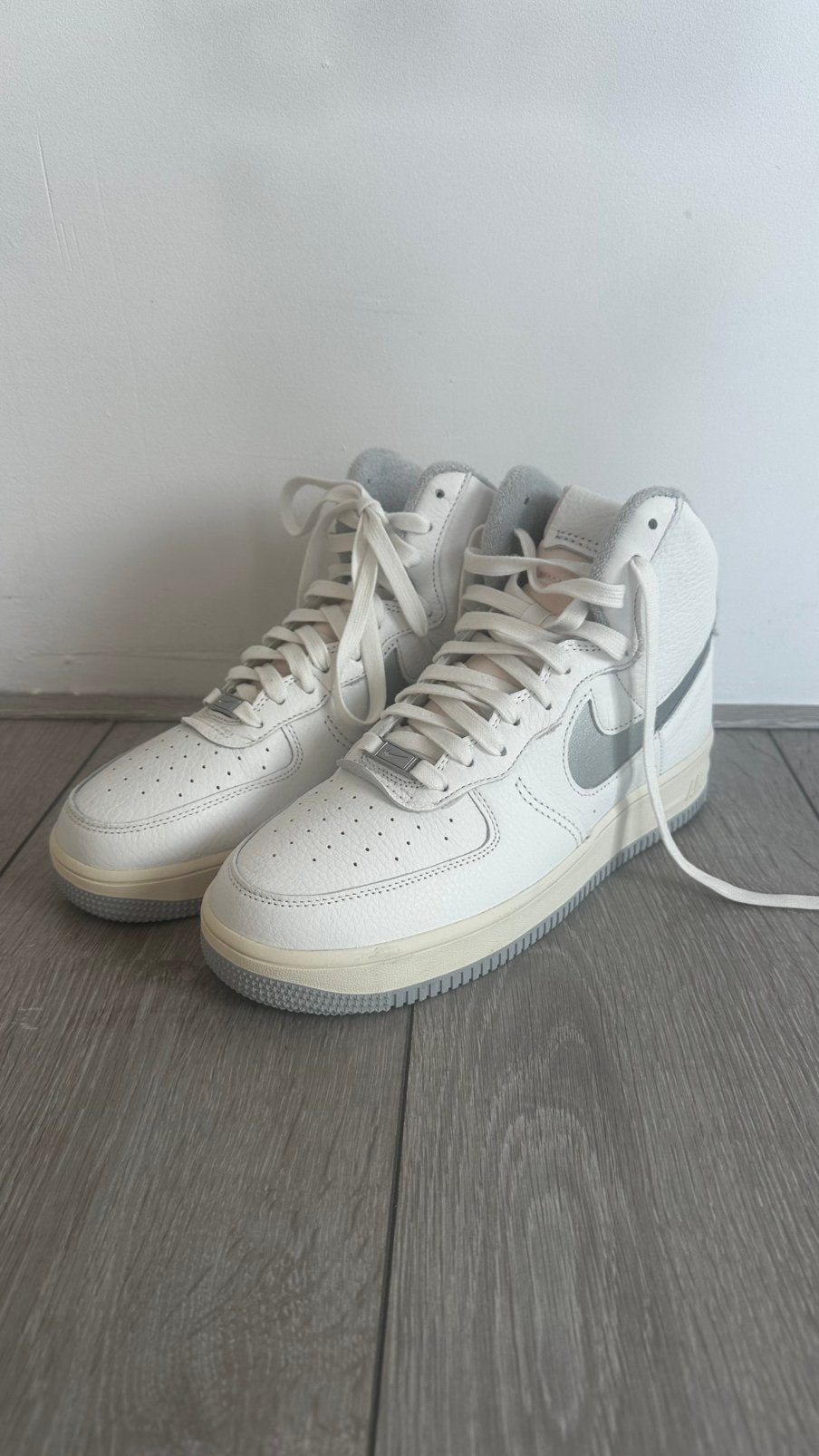 Nike air Jordans maat 41, niet gedragen, Ophalen of Verzenden, Zo goed als nieuw, Overige kleuren