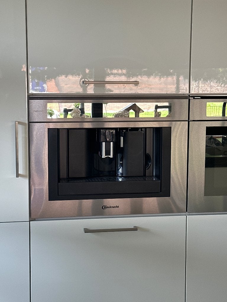 Koffieapparaat Bauknecht inbouw, Witgoed en Apparatuur, Gebruikt, Koffiemachine, Afneembaar waterreservoir, Koffiebonen