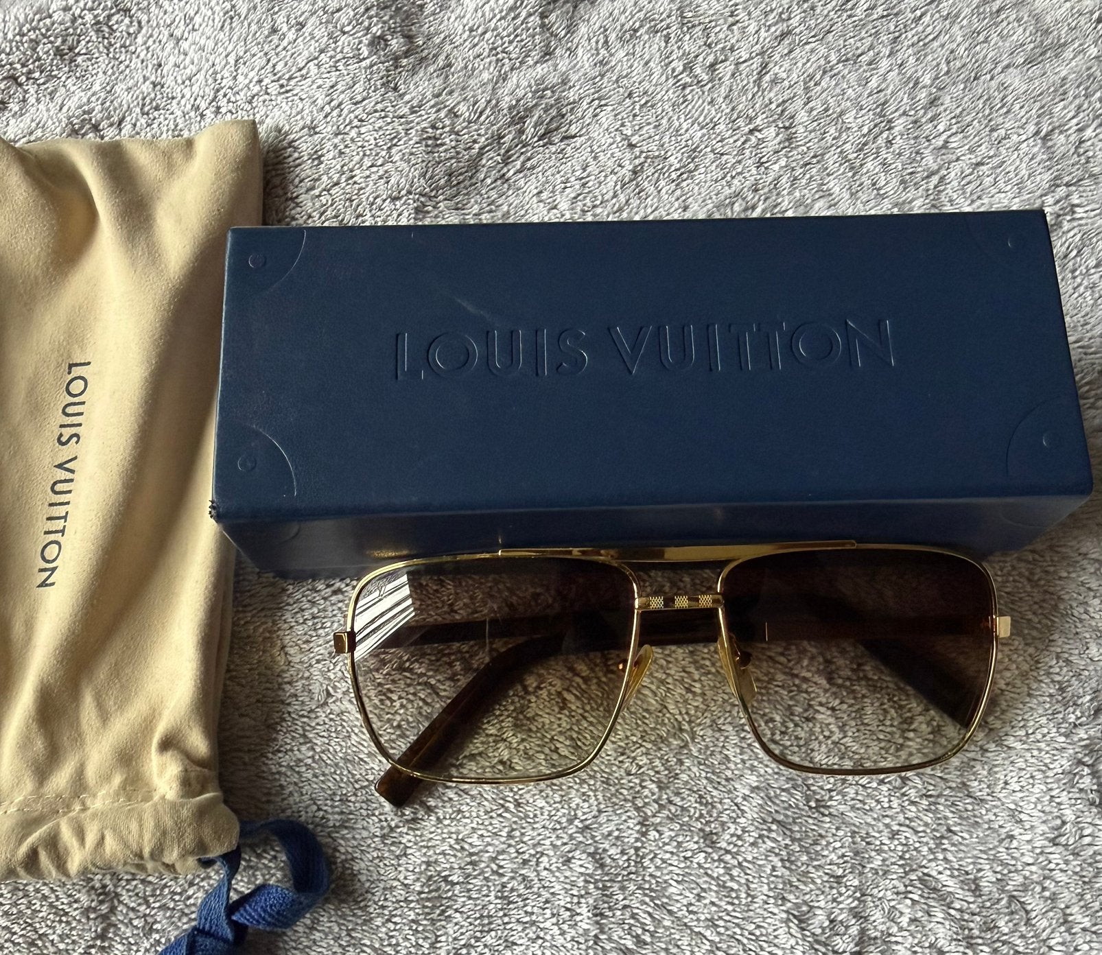 Louis Vuitton bril attitude, gold, Sieraden, Tassen en Uiterlijk, Overige kleuren, Zo goed als nieuw, Bril, Ophalen