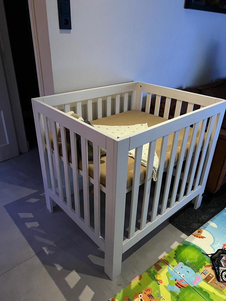 Mooie box als nieuw, Kinderen en Baby's, Boxen, Ophalen of Verzenden, Zo goed als nieuw