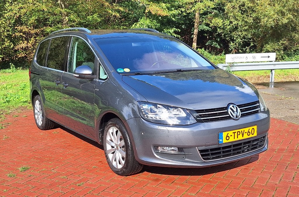 VW Sharan 2.0 TDI 177pk|DSG|7P|Trekhaak|Cam|TOP ONDERHOUDEN, Auto's, Euro 5, Stof, 7 stoelen, Diesel