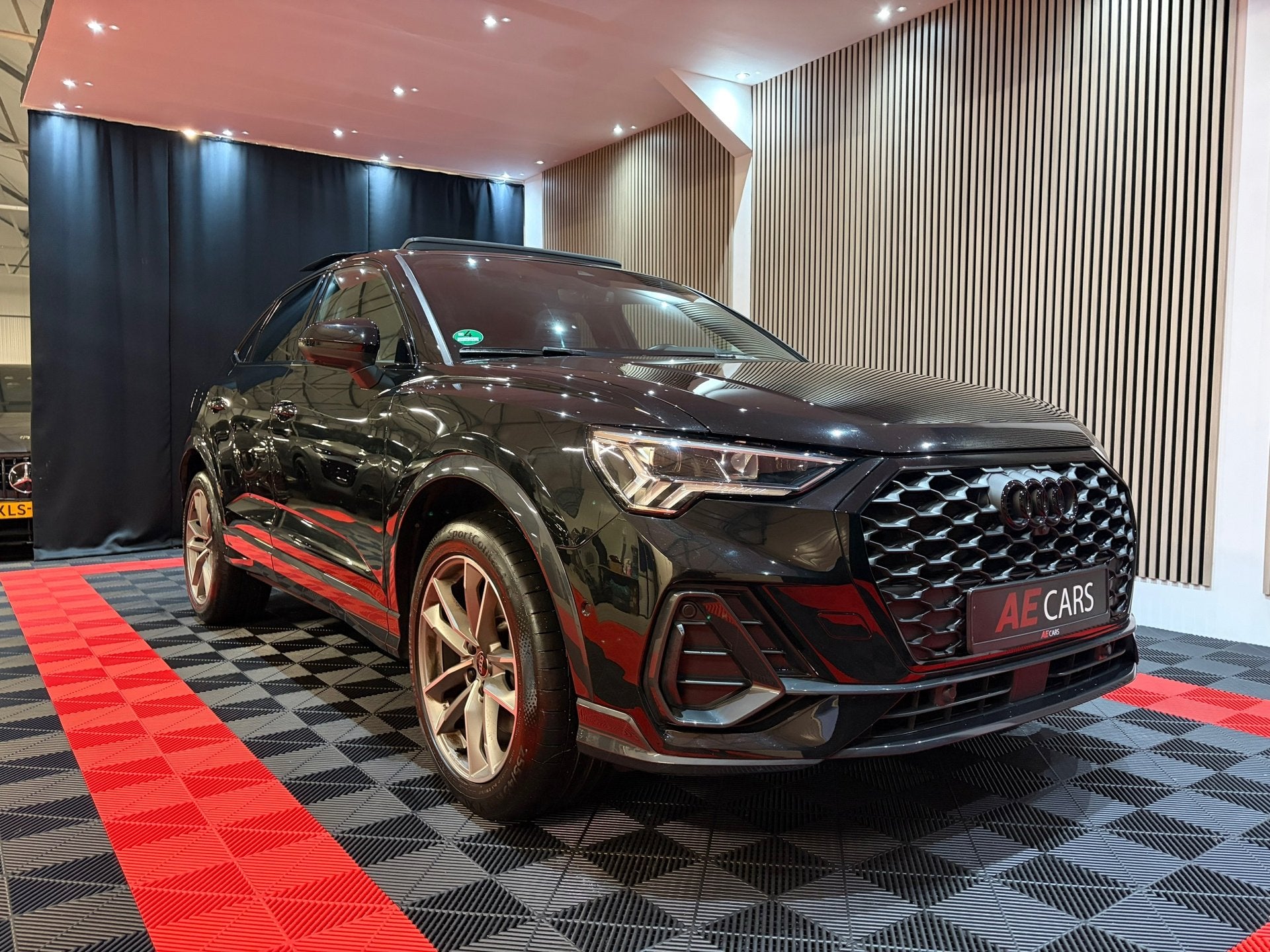 Audi Q3 Sportback 45 TFSI e S edition Competition S-Line Pan, Dealer onderhouden, Gebruikt, 1398 cc, 4 cilinders