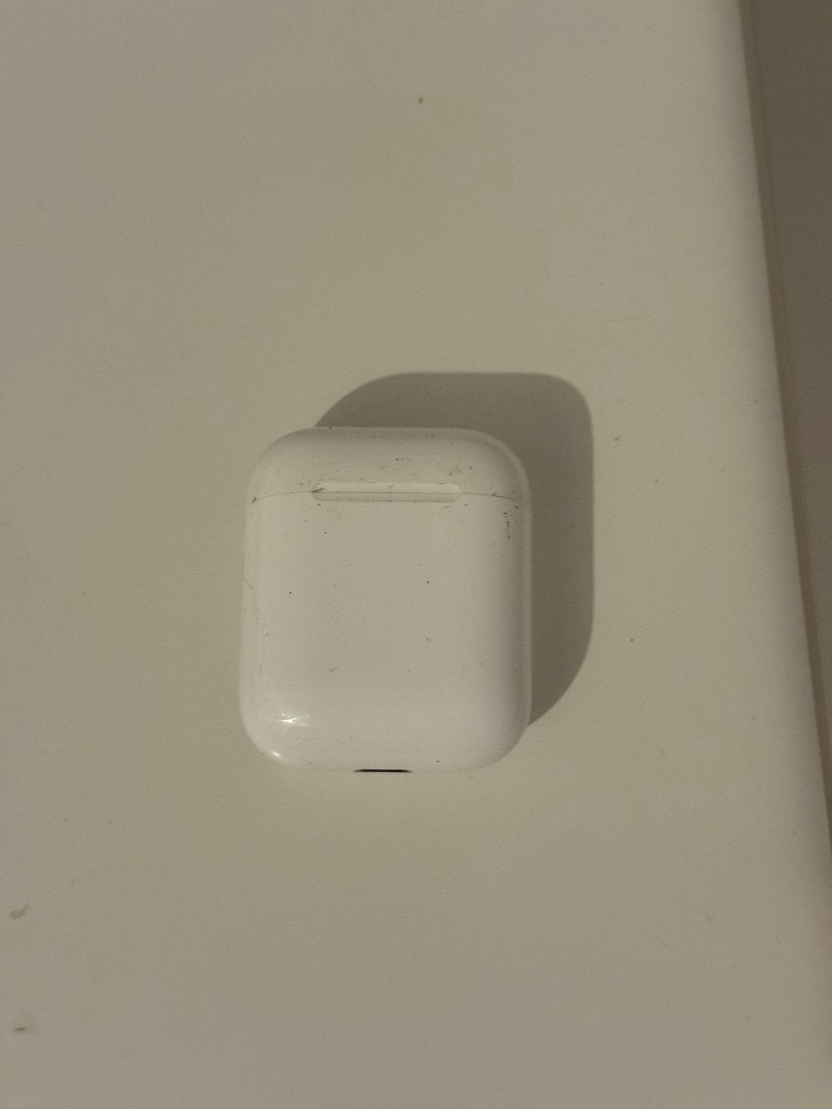 Airpods 1 hoesje, Ophalen of Verzenden, Zo goed als nieuw