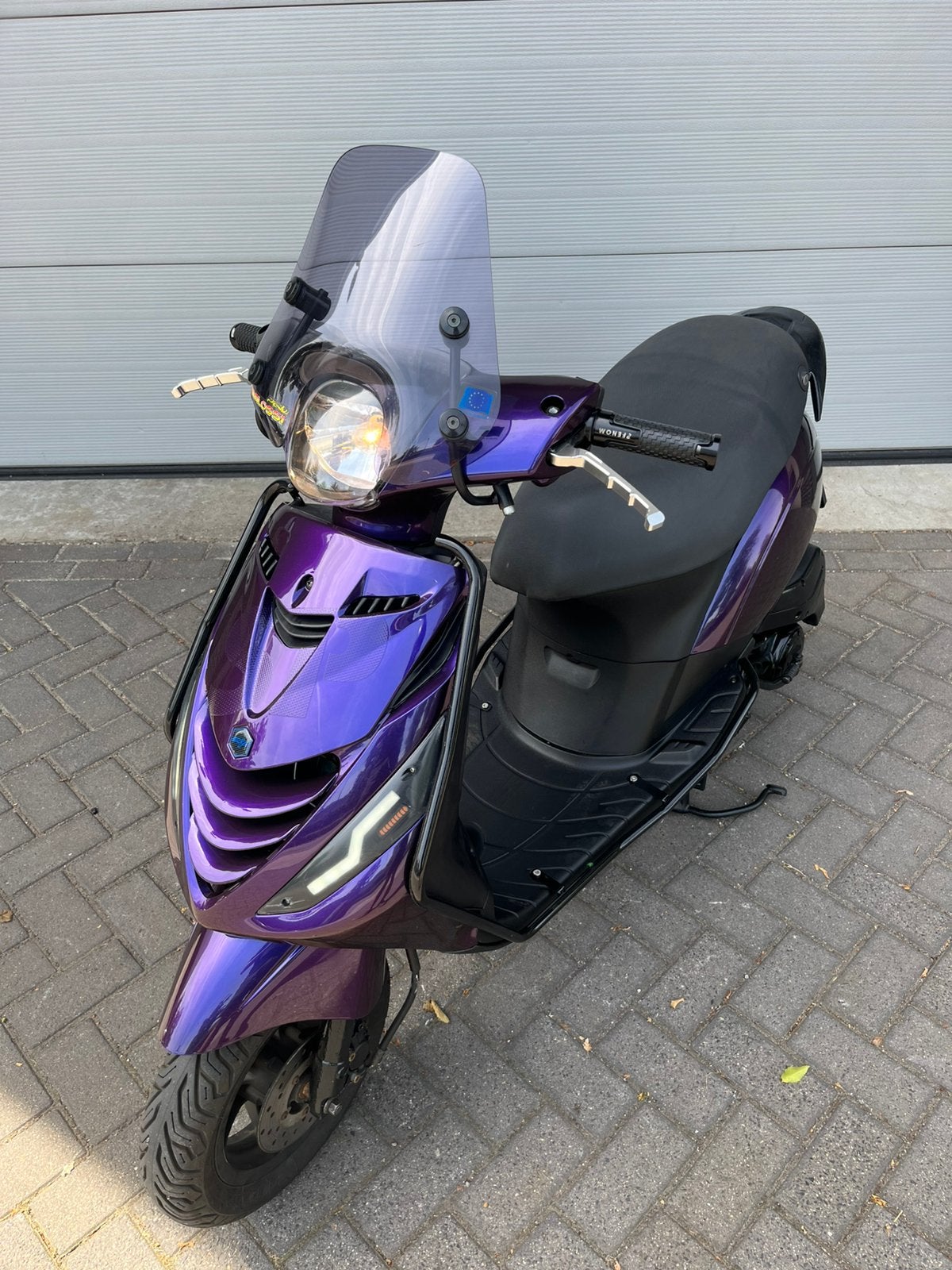 Piaggio zip 4 takt 80cc malossi |Twilight Paars Blauw| Brom, Fietsen en Brommers, Scooters | Piaggio, Ophalen of Verzenden, Zo goed als nieuw