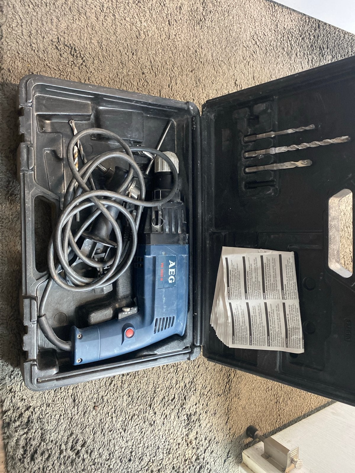 AEG PN2000N klopBoormachine in koffer met boren, Doe-het-zelf en Verbouw, Gereedschap | Boormachines, Ophalen of Verzenden, Gebruikt