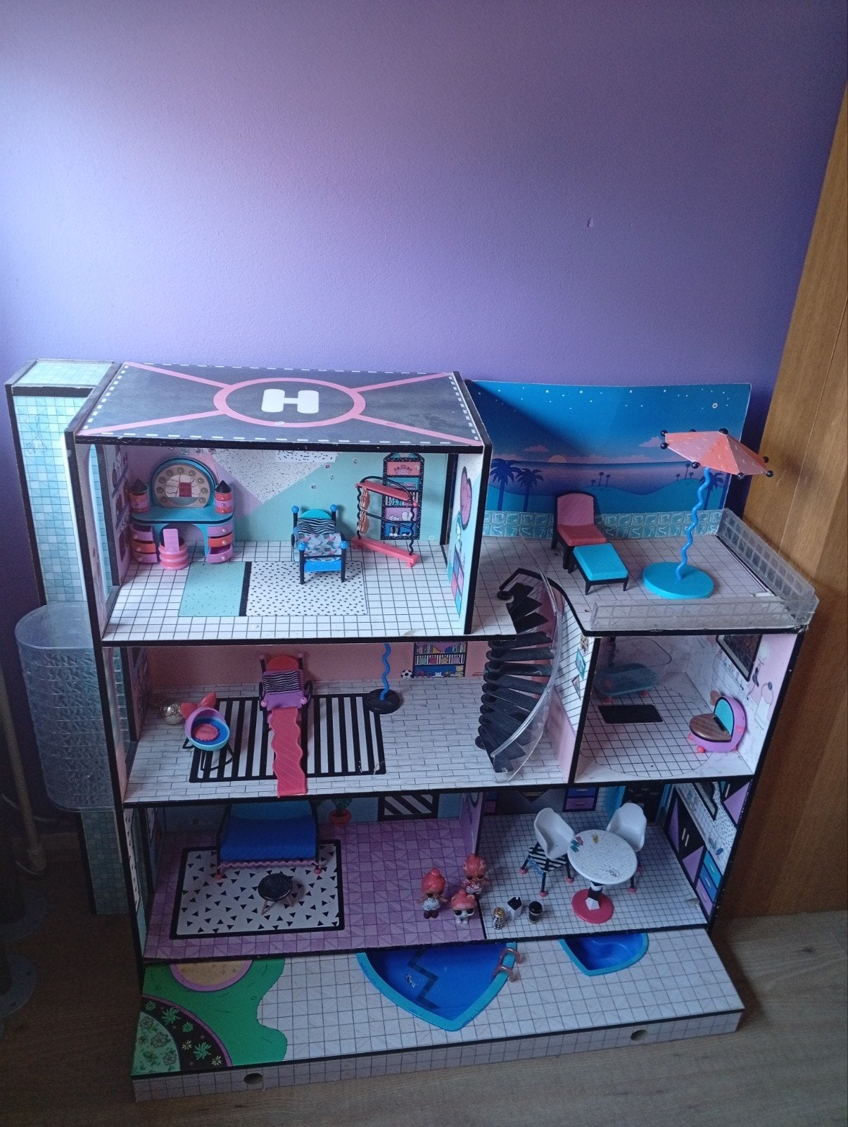 Lol surprise huis, Kinderen en Baby's, Speelgoed | Poppenhuizen, Ophalen, Gebruikt, Poppenhuis