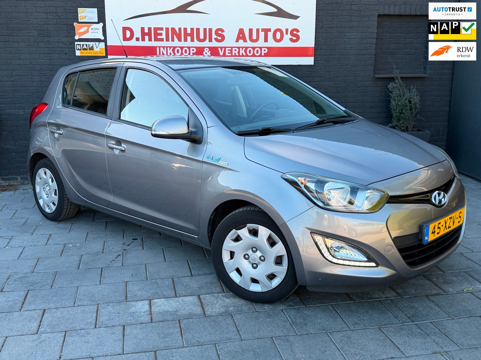 Hyundai I20 1.2i i-Motion|AIRCO|5DRS|NETTE AUTO, Auto's, Euro 5, Gebruikt, 4 cilinders, Met garantie (alle)