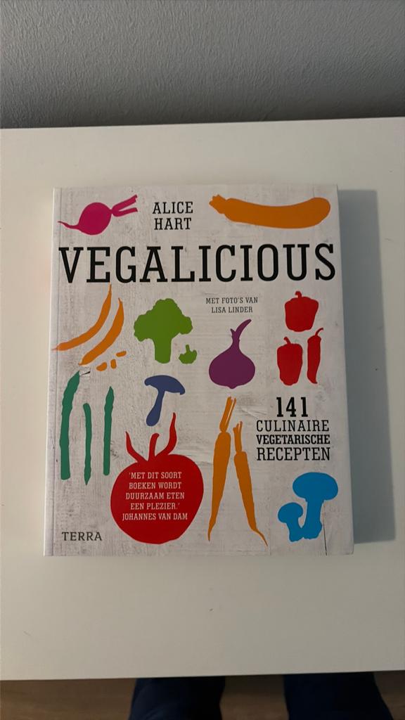 Vegalicious, Boeken, Vegetarisch, Hoofdgerechten, Ophalen of Verzenden, Zo goed als nieuw