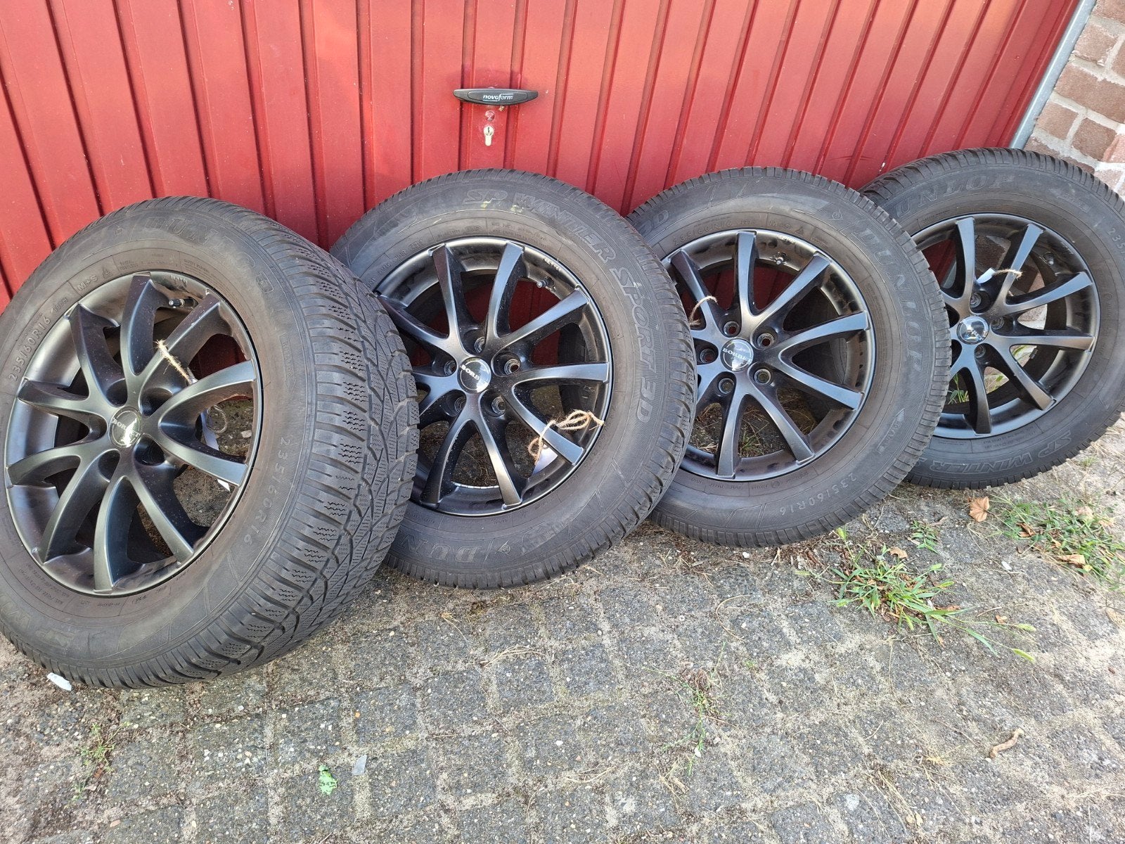 4 zwarte velgen met winterbanden voor Ford Puma/Kuga, Ophalen, Gebruikt, 16 inch, Banden en Velgen