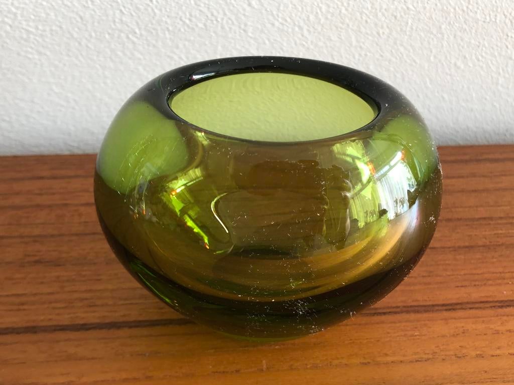 Vintage design genumereerd vaasje Per Lutke voor Holmegaard, Ophalen of Verzenden