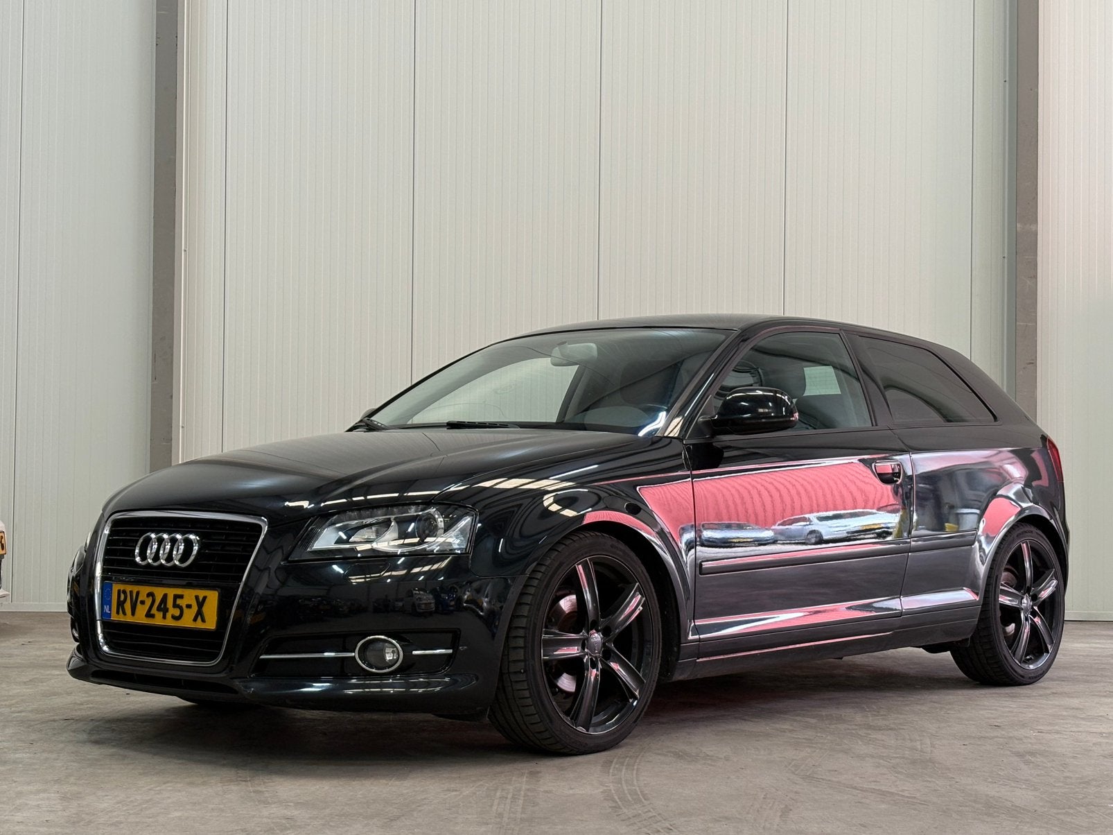 Audi A3 1.6 Pro line /AIRCO/BJ2010/SENSOR/STOELVERWA/NEWAPK/, Auto's, Audi, Stof, 4 cilinders, Zwart, 102 pk