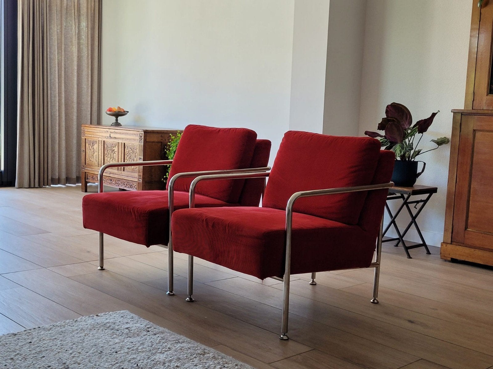 2x Zuiver fauteuil x-bang rib rood, Huis en Inrichting, Fauteuils, Zo goed als nieuw, Metaal, Stof, 50 tot 75 cm, 75 tot 100 cm