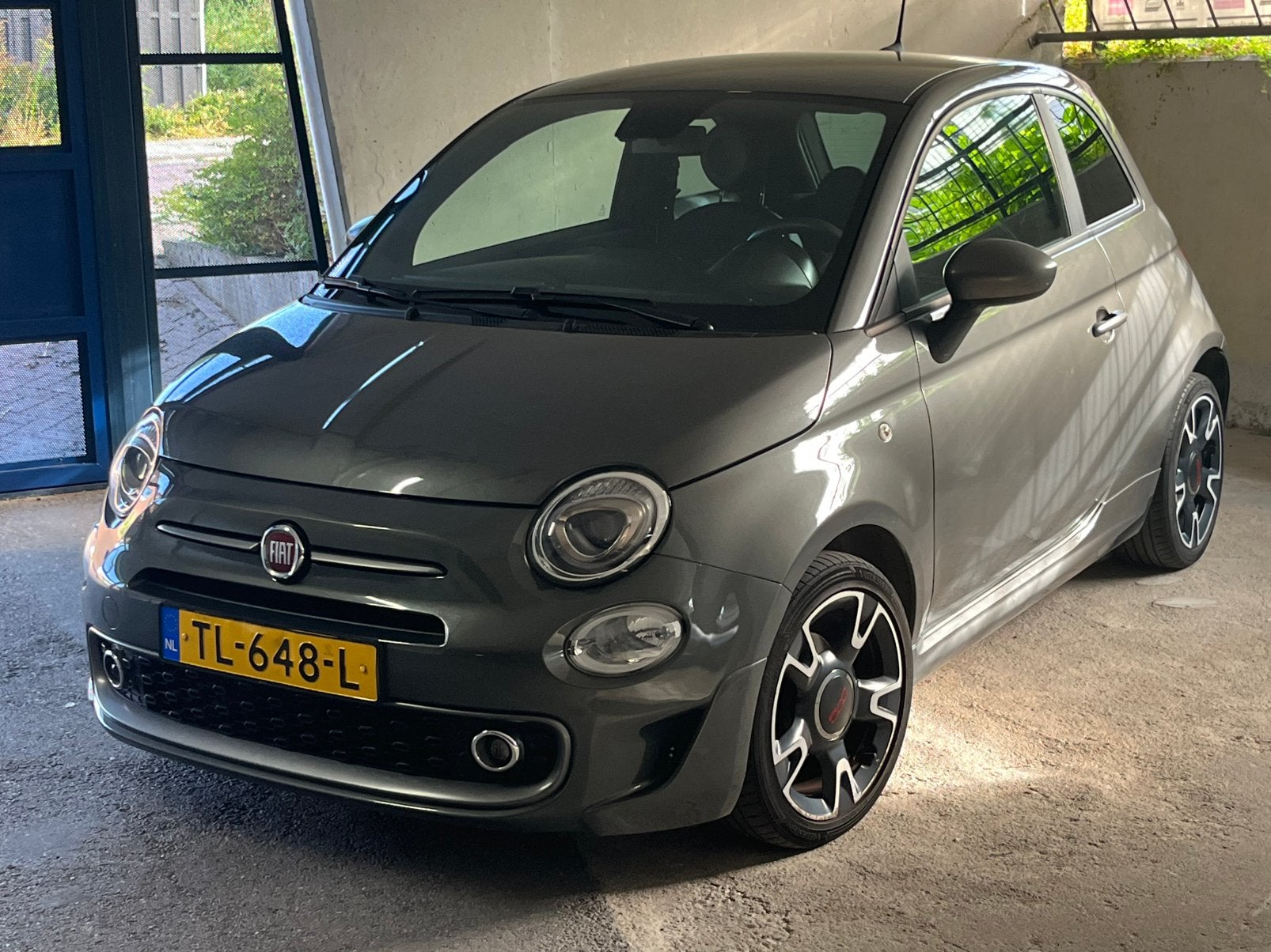 Fiat 500 Twinair Turbo Sport 80pk 2018 Grijs met Carplay !, Auto's, Fiat, Voorwielaandrijving, Leder en Stof, 905 kg, Origineel Nederlands