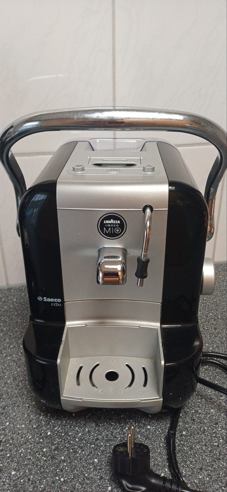 Koffiezetapparaten: Senseo en Lavazza A Modo Mio, Koffiepads en cups, Gebruikt, Ophalen of Verzenden, Combi