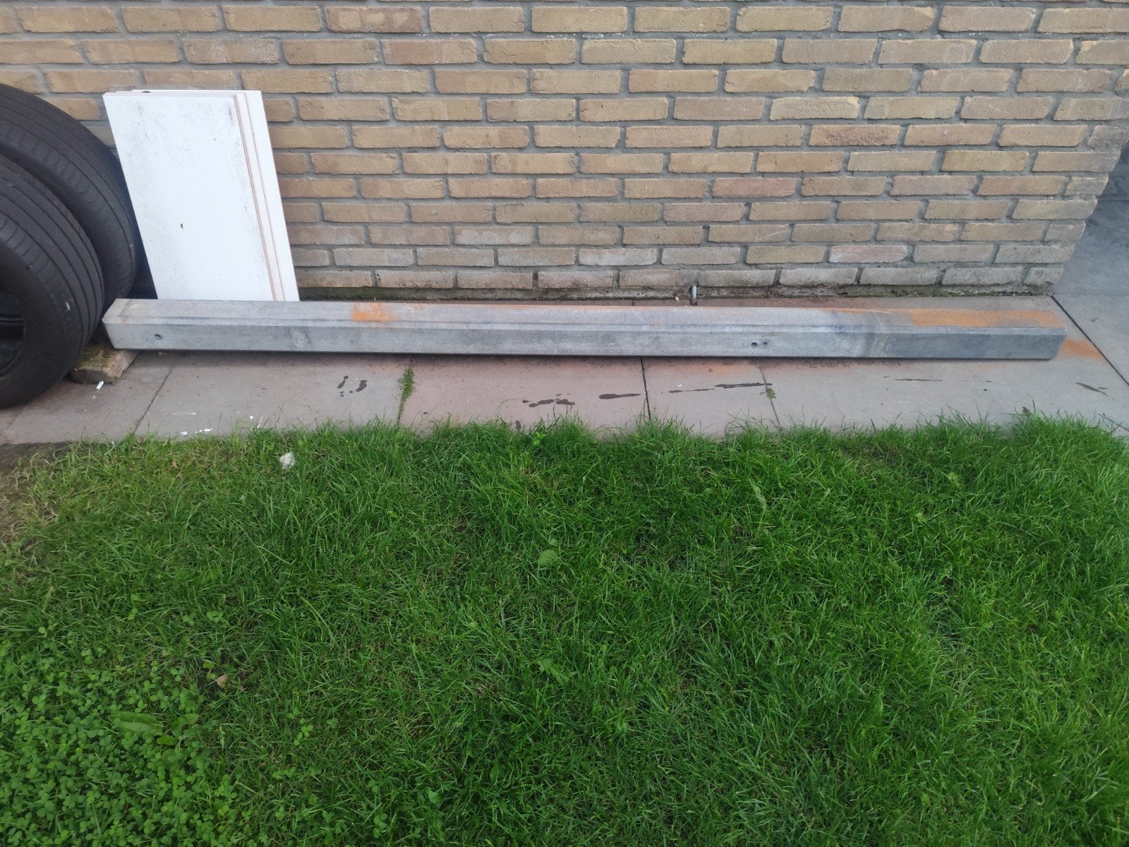 Betonnen balk - Gebruikt, stevig en veelzijdig, Ophalen, Gebruikt, 250 tot 300 cm, 50 mm of meer
