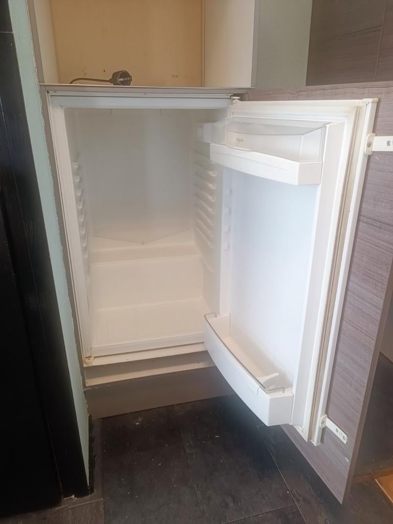 Inbouw koelkast, 100 tot 150 liter, Ophalen, 85 tot 120 cm, Zonder vriesvak