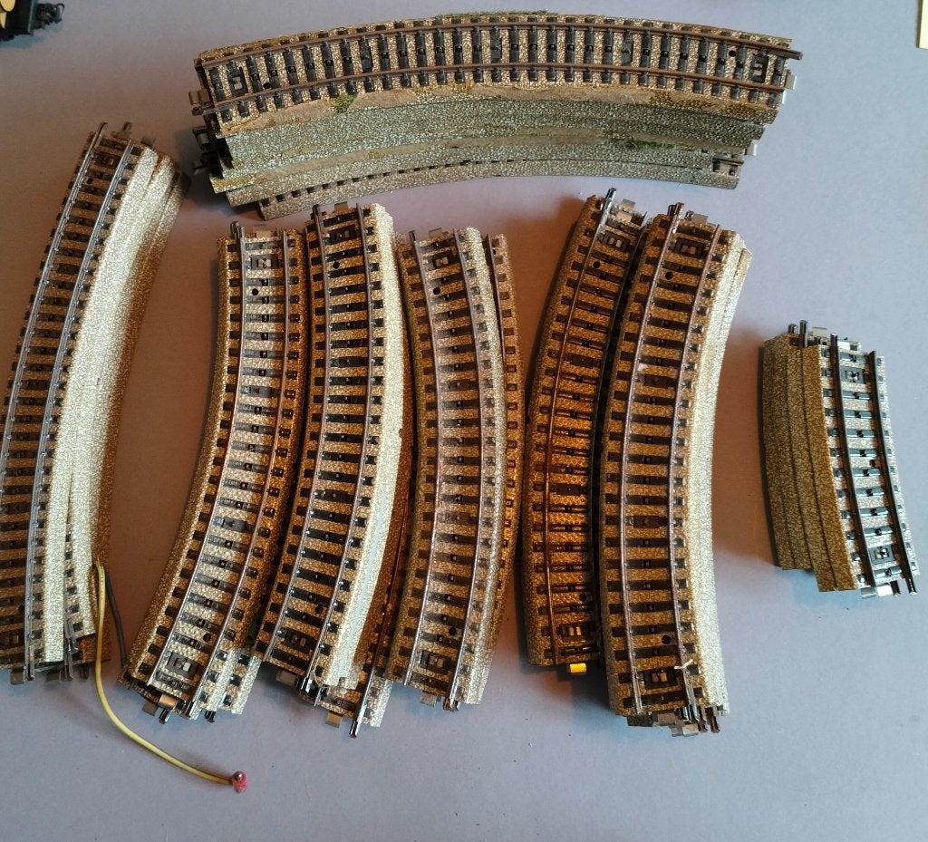 Märklin ho gebogen spoor 45 stuks, Ophalen of Verzenden, Wisselstroom, Rails, Märklin
