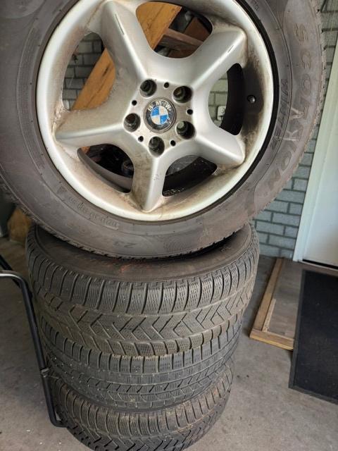 Winterbanden BMW X5 op velg, Ophalen, Gebruikt, Banden en Velgen, 17 inch