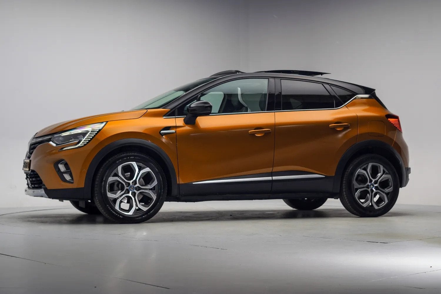 Renault Captur 1.6 E-Tech Plug-in Hybrid 160 Edition One [ P, Auto's, Automaat, 77 km/l, Gebruikt, 750 kg