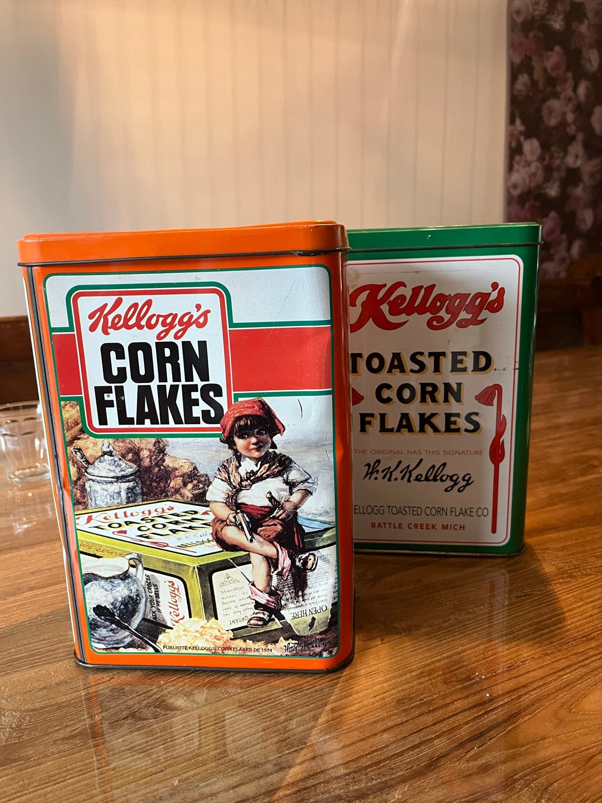 Vintage Kellogg's Corn Flakes Blikken - Set van 2, Verzamelen, Ophalen of Verzenden, Gebruikt, Overige merken