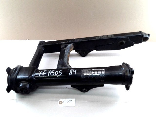 VF750S 1982 - 1983 Honda Achterbrug D1-37173, Motoren