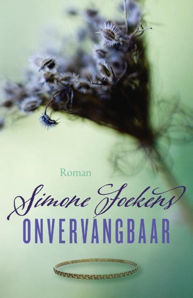 Simone Foekens Onvervangbaar.  (m), Ophalen of Verzenden, Gelezen, Europa overig
