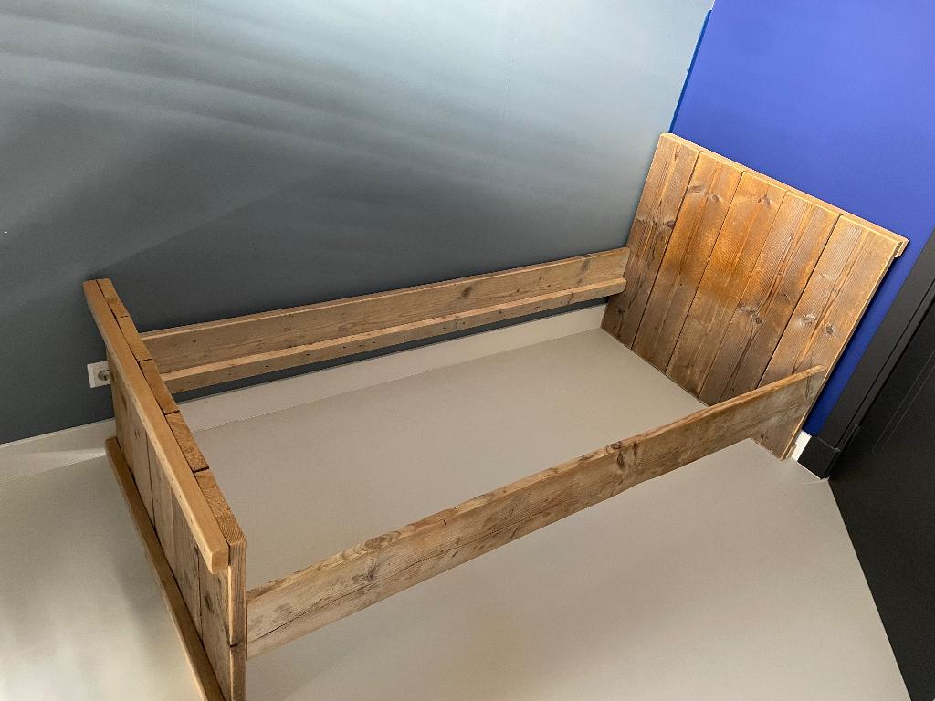 Steigerhouten bedframe, Ophalen, Gebruikt, 90 cm, Eenpersoons