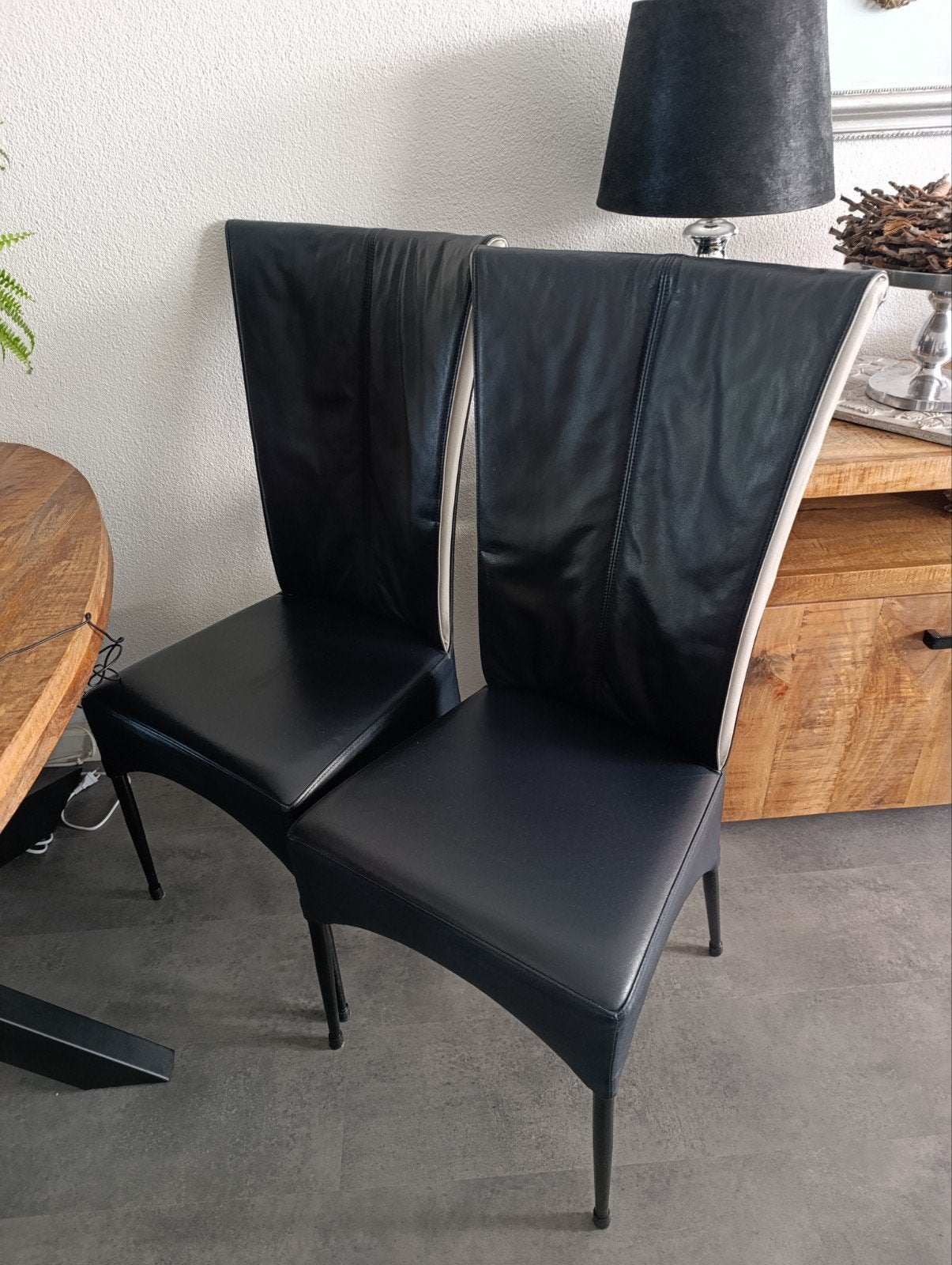 6 leren eetkamerstoelen  125€, Huis en Inrichting, Stoelen, Ophalen, Grijs, Vijf, Zes of meer stoelen