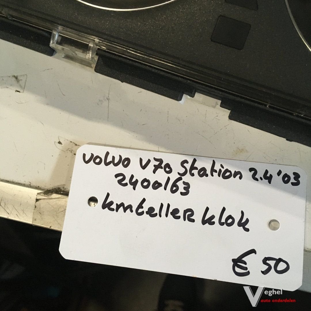 Volvo V70 Station 2.4 automaat 2003 Wagennr 2400163  KM Tell