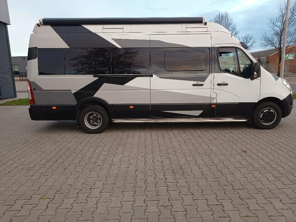 Te koop Renault master camper/motorsport, Overige merken, Koelkast, 7 tot 12 maanden geleden, Tot en met 3