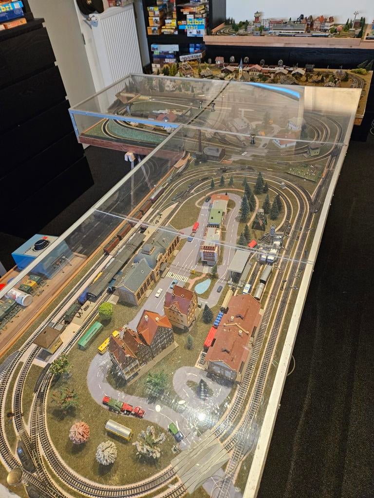 Treinbaan treinplaat toporama N spoor modeltrein 1:160, Hobby en Vrije tijd, Modeltreinen | N-Spoor, Ophalen, Gebruikt, Gelijkstroom