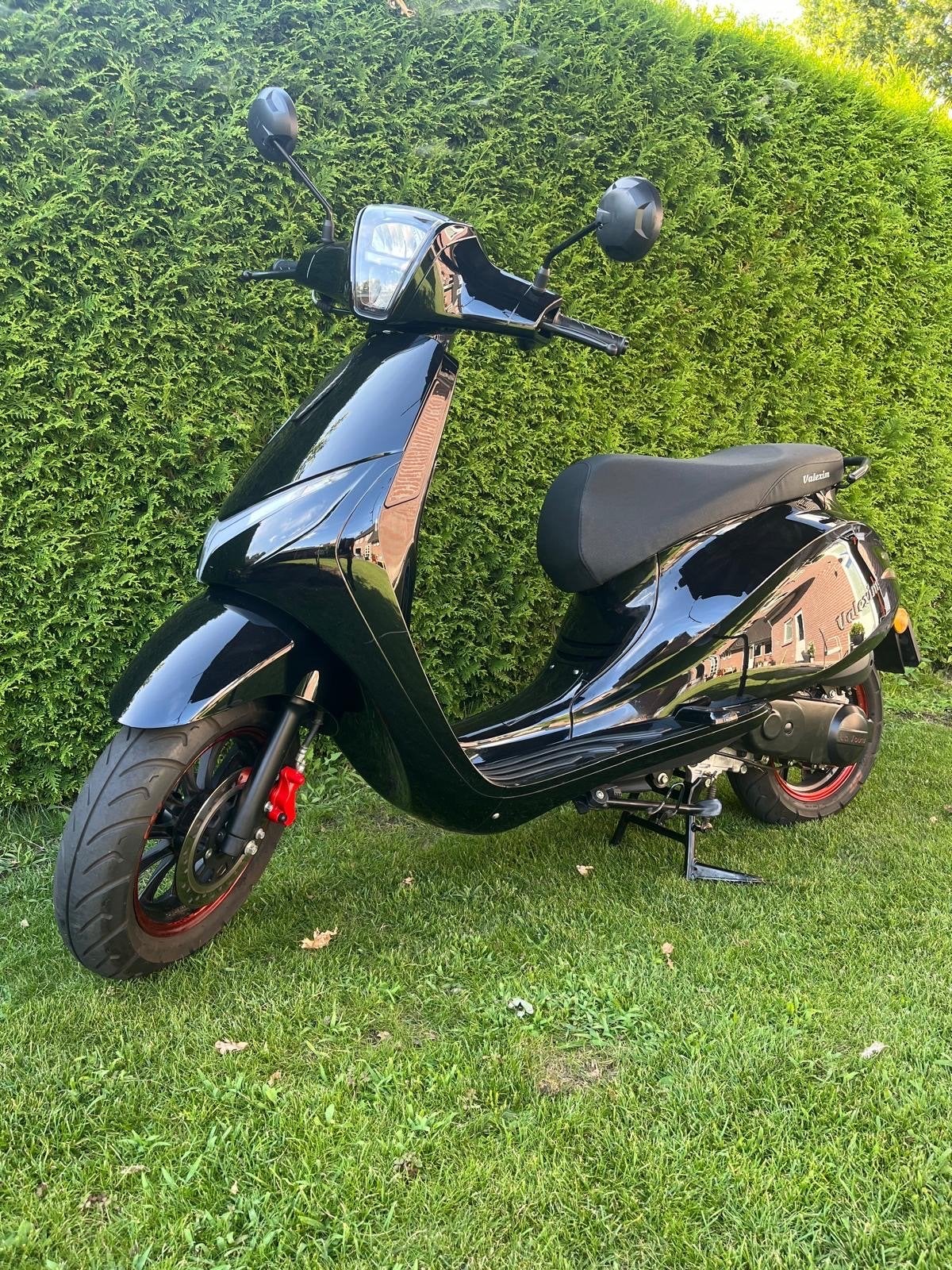 La Souris Valexim  Alpha Scooter 2024 geel kenteken, Ophalen, Maximaal 45 km/u, Zo goed als nieuw