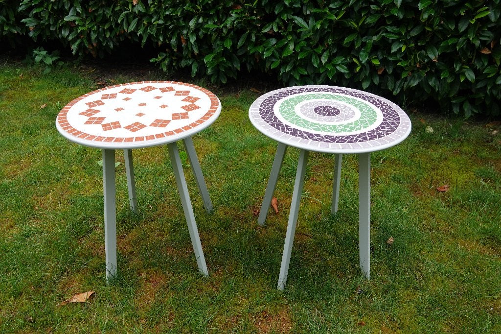 Mozaiek bijzettafeltje voor buiten (nieuw), Tuin en Terras, Ophalen of Verzenden, Nieuw, Rond, Metaal