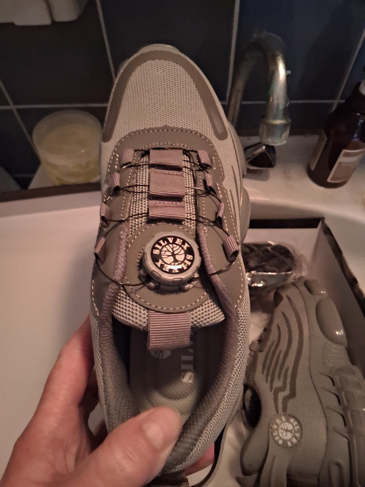 Nieuwe Silvex Sneakers - Grijs - Maat 39, Silvex, Nieuw, Ophalen of Verzenden, Sneakers of Gympen
