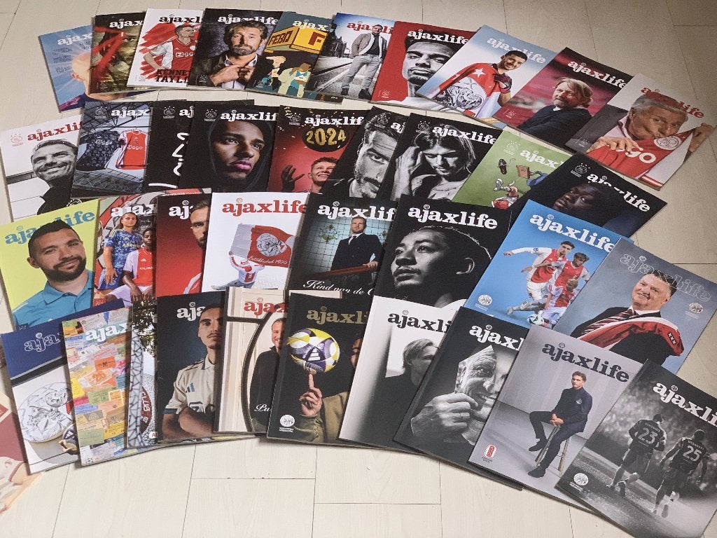 Ajax Life + 2 VI specials, Ophalen of Verzenden, Zo goed als nieuw, Sport en Vrije tijd