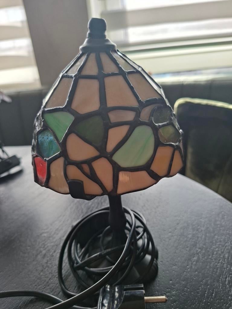 Tiffany Stijl Lamp, Huis en Inrichting, Lampen | Tafellampen, Ophalen of Verzenden, Minder dan 50 cm