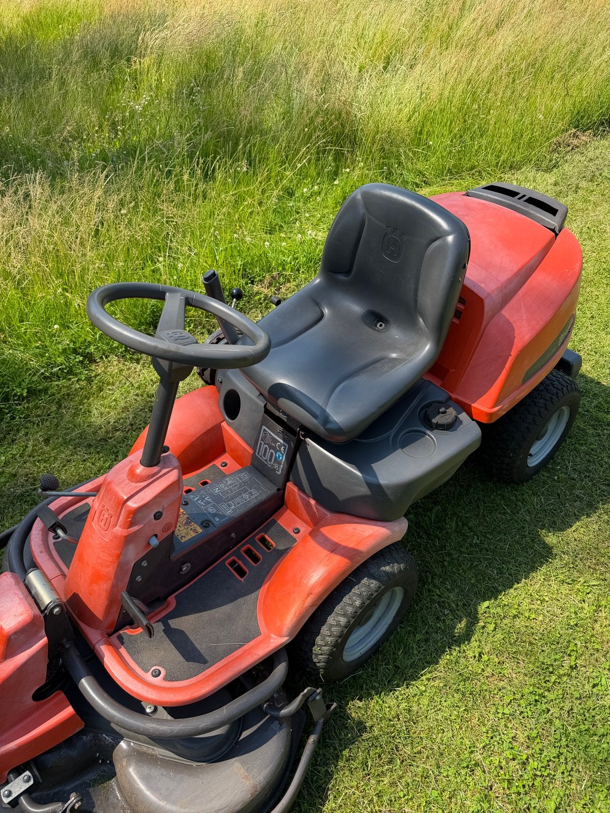 Husqvarna rider 16 15.5 pk - 103cm Maaibreedte, Tuin en Terras, Cirkelmaaier, Gebruikt, Ophalen of Verzenden, Benzine-grasmaaier