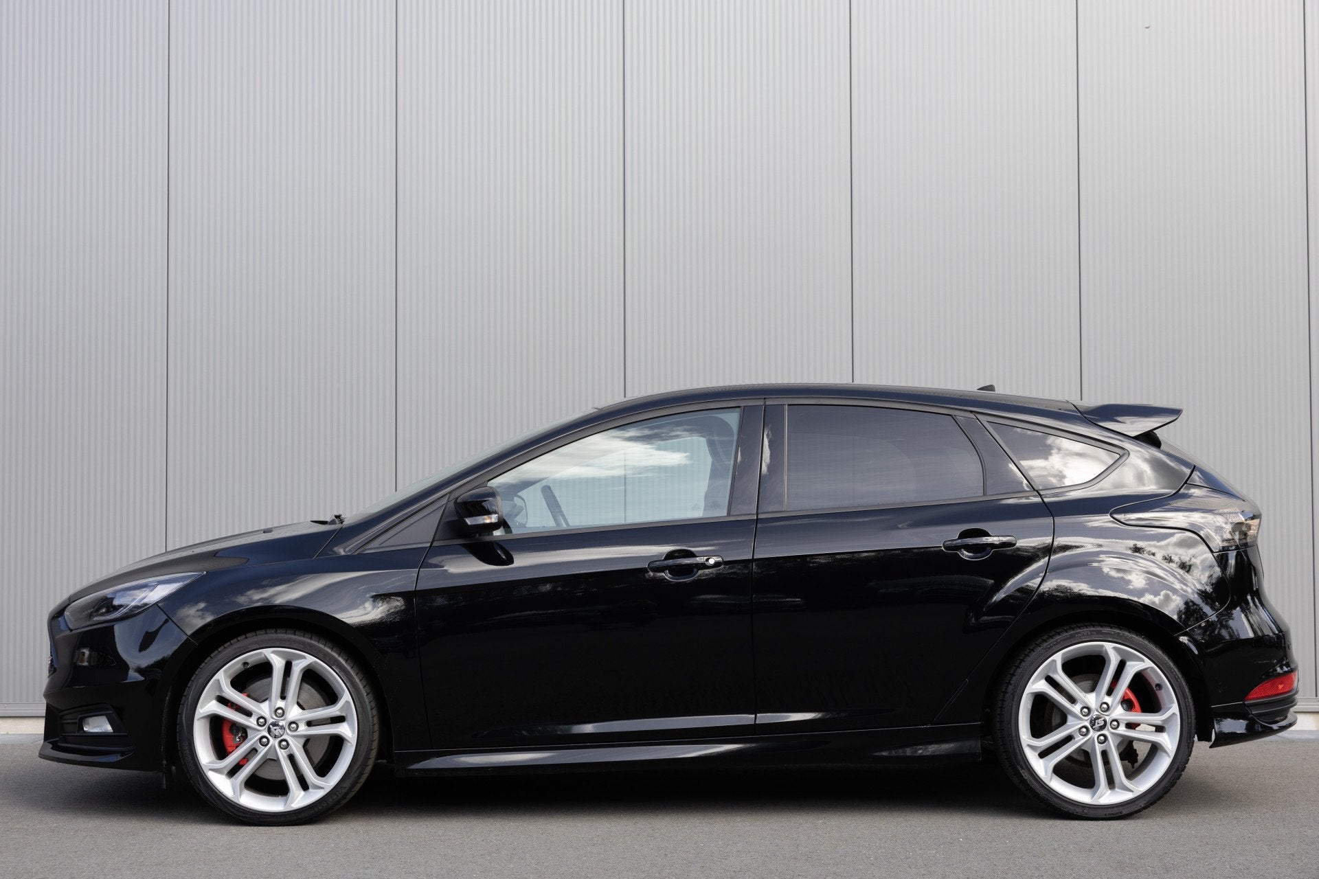 Ford Focus 2.0 ST | 251 PK | RECARO | DEALER ONDERHOUDEN, Auto's, 15 km/l, Gebruikt, 4 cilinders, 252 pk