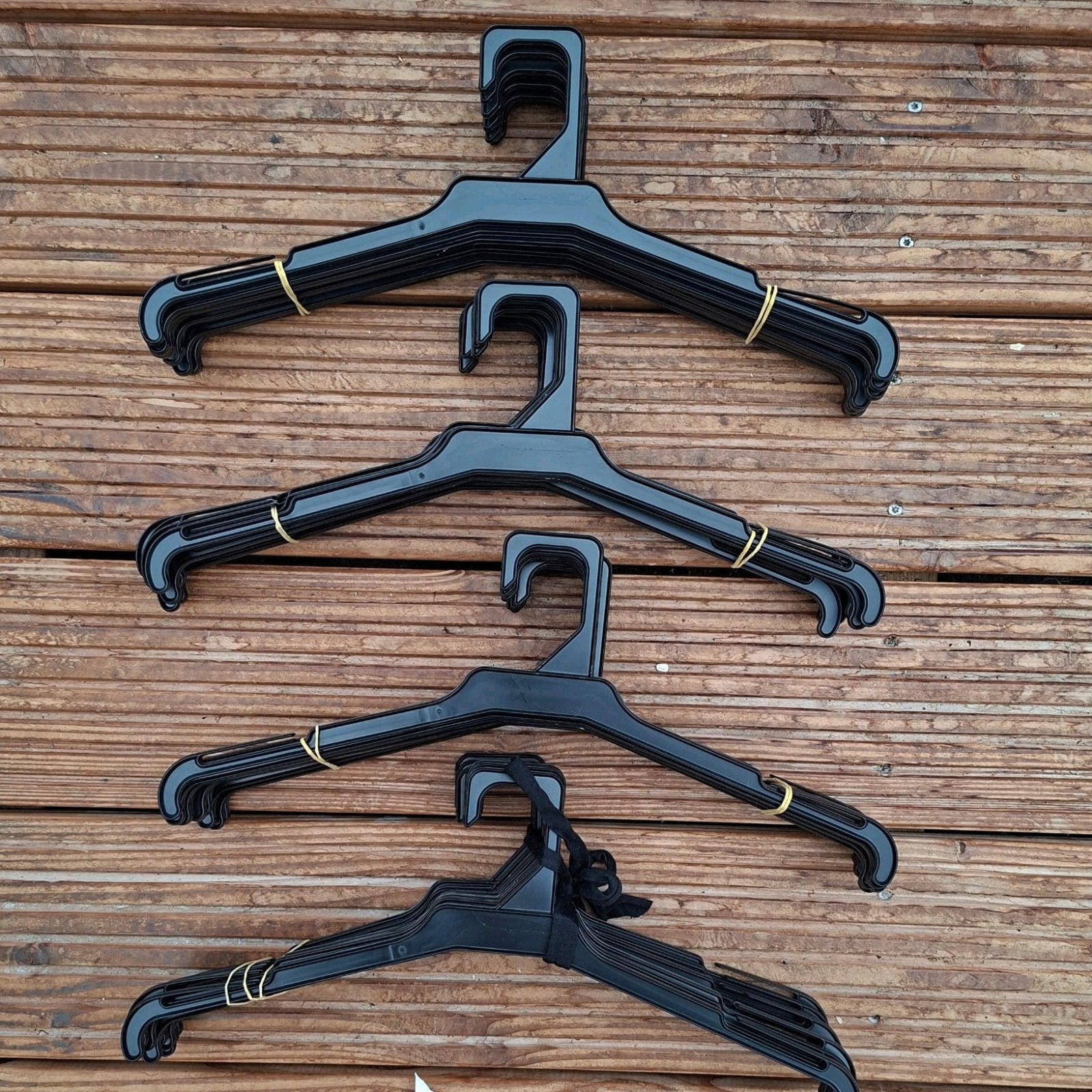 Partij kledinghangers 65 stuks!, Ophalen of Verzenden, Zo goed als nieuw, Kunststof, Kinderen en Volwassenen