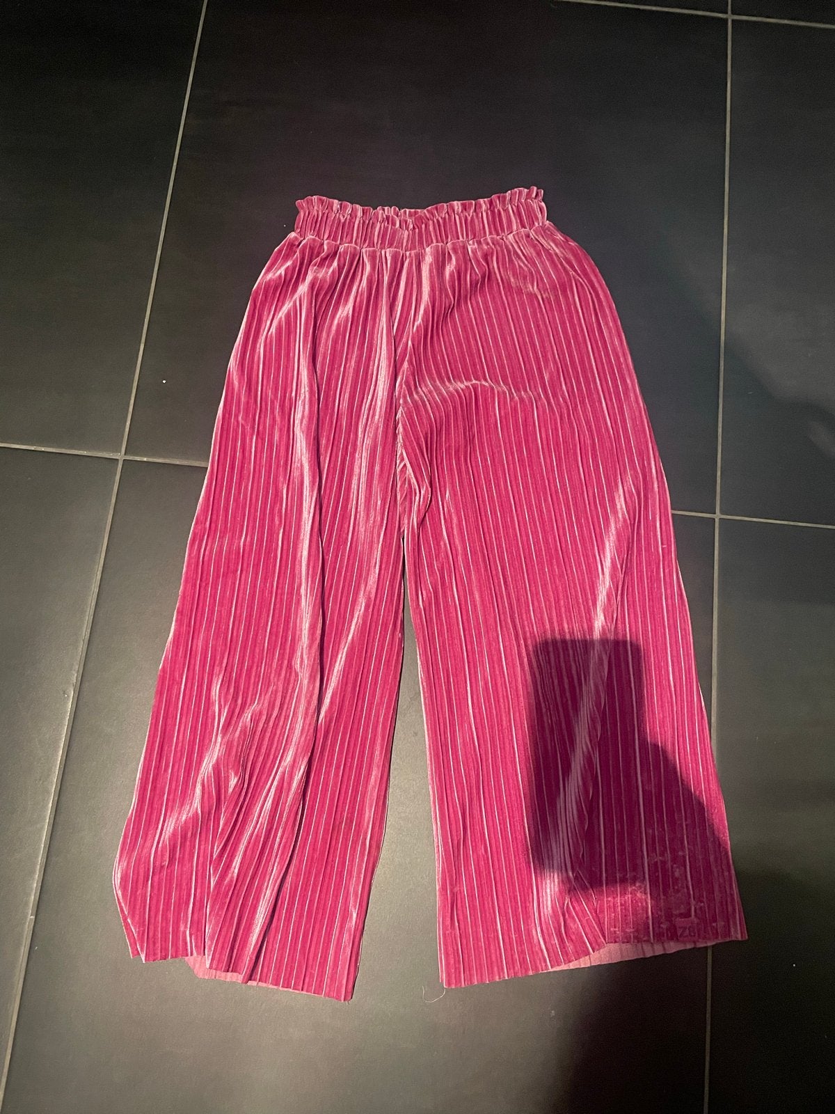 Mooie roze Z8 broek maat 134, Ophalen of Verzenden, Zo goed als nieuw, Meisje, Broek